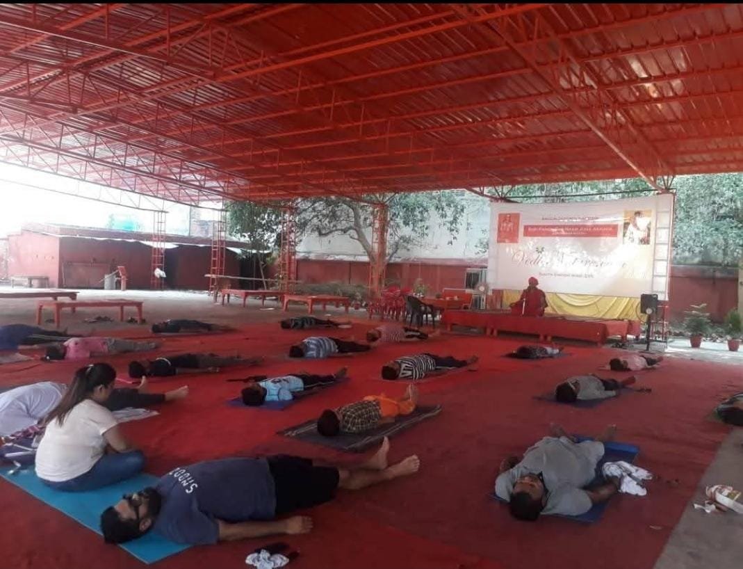 Ashram Dhyana Sadhana Class